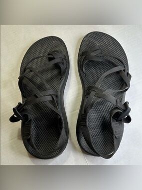 CHACO WOMENS BLACK STRAPPY ADJUSTABLE. STRAPS OUTDOOR  SPORTS SANDAL SZ W10